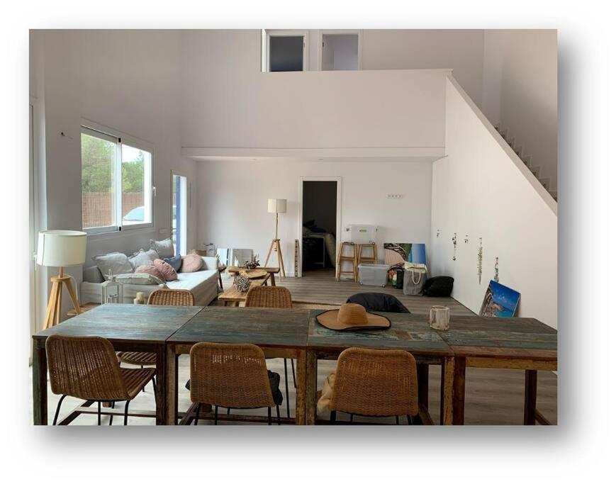 Gorgeous Villla With Ac, 300m2 From Playa Mitjorn